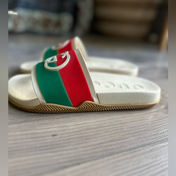 Gucci Rubber GG Interlock Slide NIB SZ 38 - Picture 8 of 16